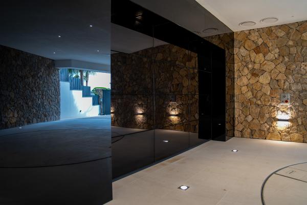 Exklusive Haustüre für eine Luxusimmobilie in Port Andratx / Mallorca