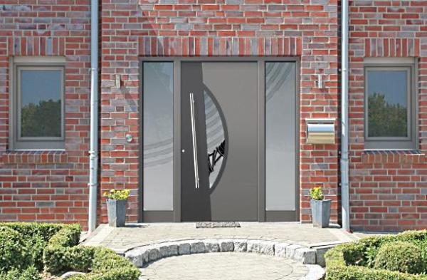 Graue Haustür mit Lichtleisten Links und Rechts in Neuss
